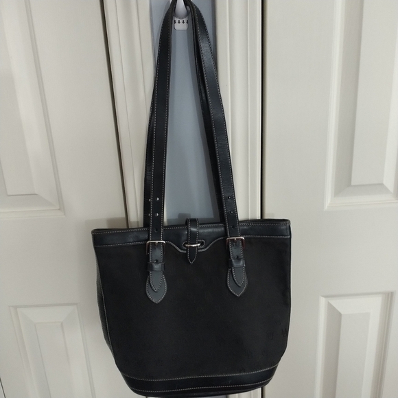 Dooney and Bourke Vintage Cabriolet Bucket Bag Black - Picture 5 of 14